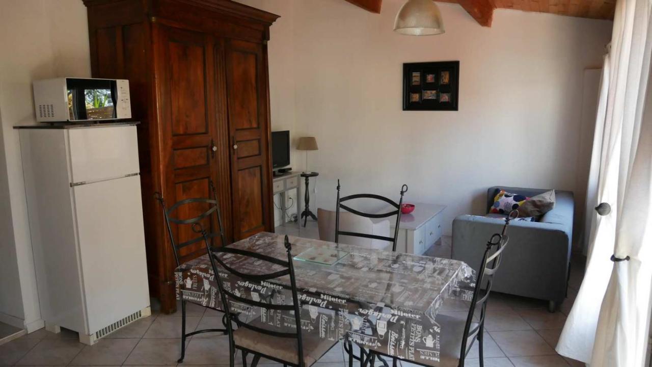 Mas Maurane - Les Lavandes Aux Portes D'Arles Apartment Тараскон Екстериор снимка